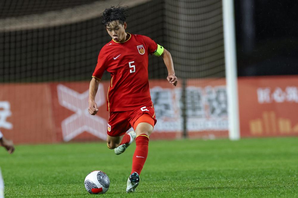 扎鸟给年轻球员建议：和真心对自己好的人在一起，信任这些人